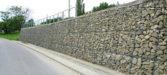 Mur de soutènement en gabion